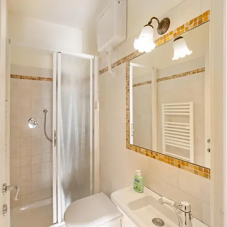 Apartment Le Peonie - Clotilde